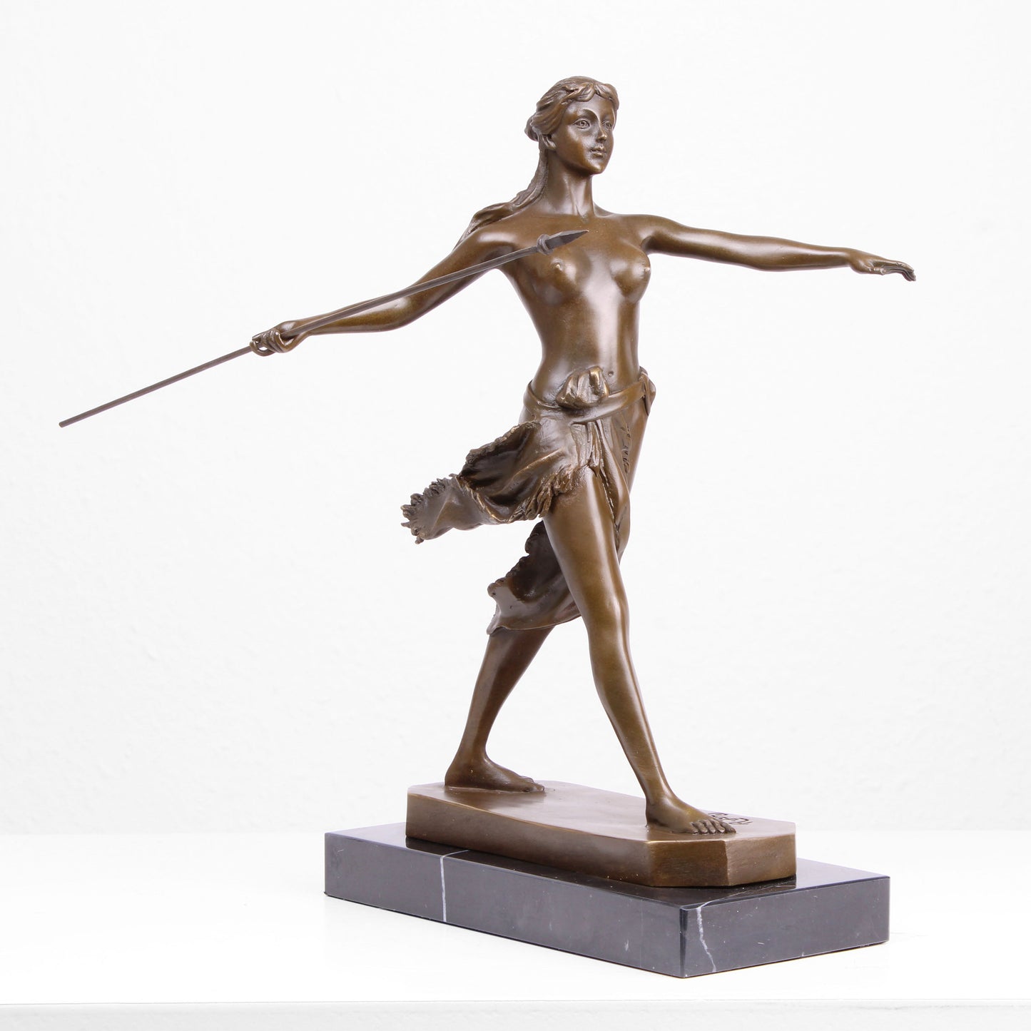 Female Amazon Bronze Statue (Hot Cast Bronze Sculpture)