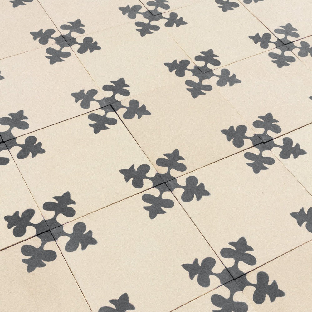 Espadas Old Iron Tile
