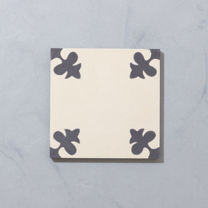 Espadas Old Iron Tile