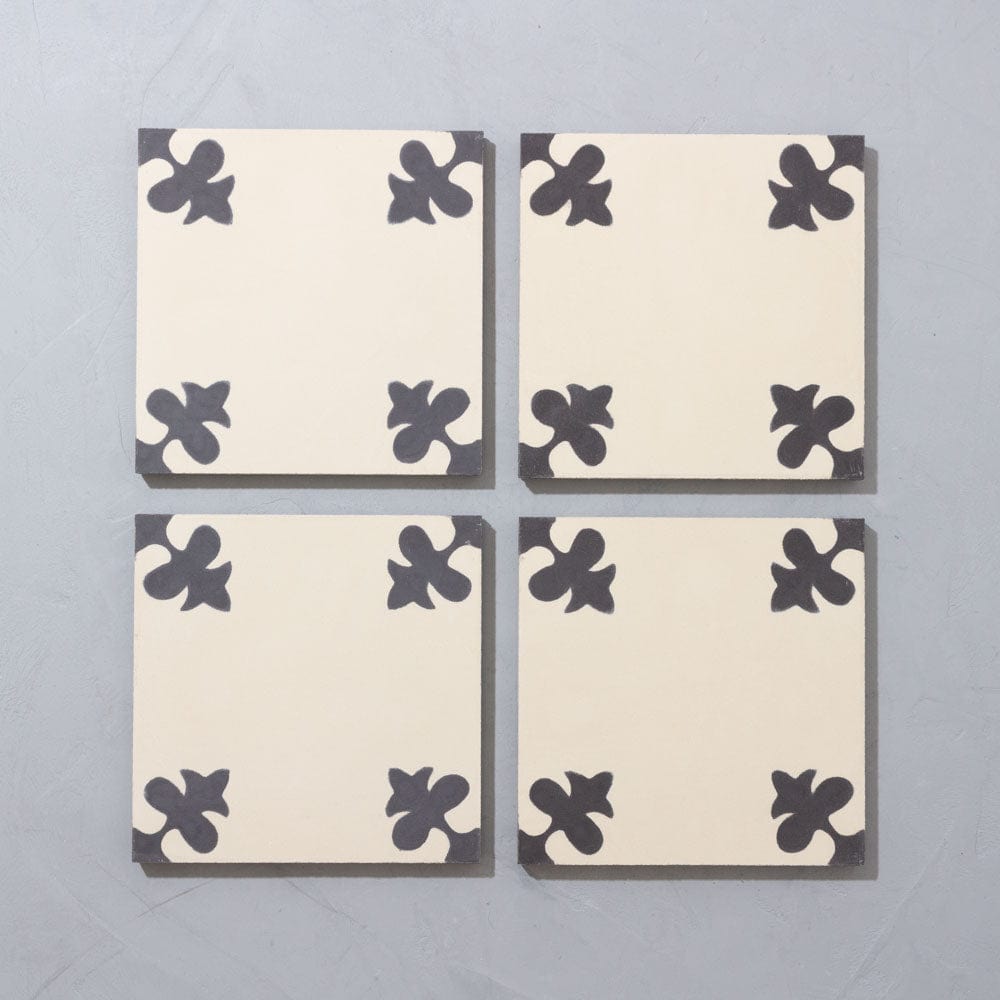 Espadas Old Iron Tile